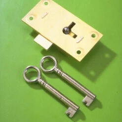 1 1/2'' Straight Cupboard 100