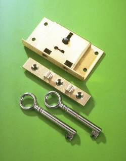 1 1/2'' Box Lock 2 Lever 22B