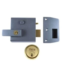 YALE No.1 & No.2 Auto Deadlocking Nightlatch 60mm DMG / PB Boxed (P1)