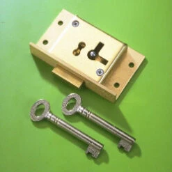 2 1/2'' Cut Cupboard 2 Lever 61